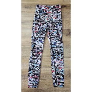 Lululemon Luxtreme Women's 4 Abstract Performance Athletic Pant Legging Pockets